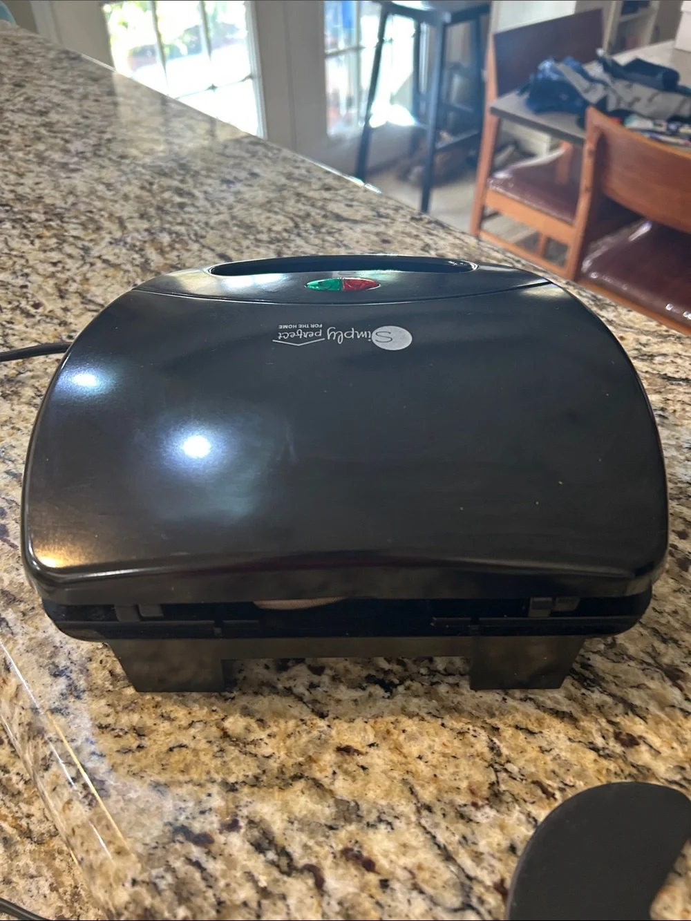 Simply Perfect for the home-Black Electric Sandwich Maker with Spatula